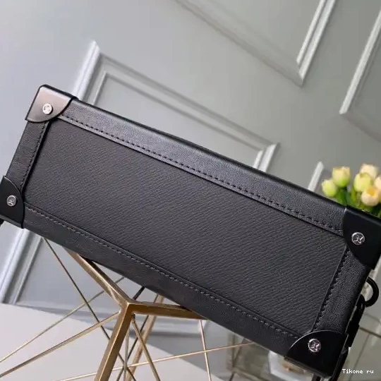 Affordable Vuitton Louis SOFT TRUNK 0521